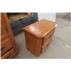 Image 17 : 2 Pine 3-Drawer Nightstand 20" x 20" x 16".