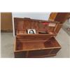 Image 5 : Cedar-Lined Hope Chest 22" x 45" x 18".