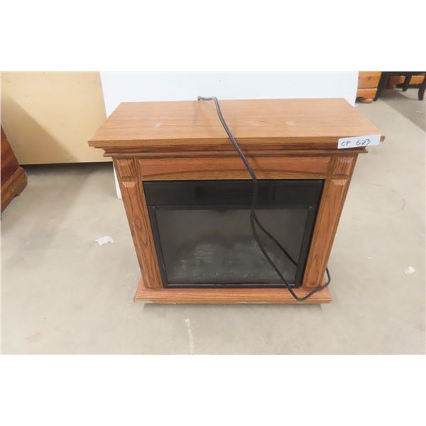1500-Watt Electric Fireplace With Oak Mantle 24" x 26" x 11 1/2".