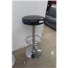 Image 3 : 2 Adjustable Bar Stools.