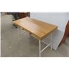Image 2 : Vanity Stand 29" x 40" x 19".