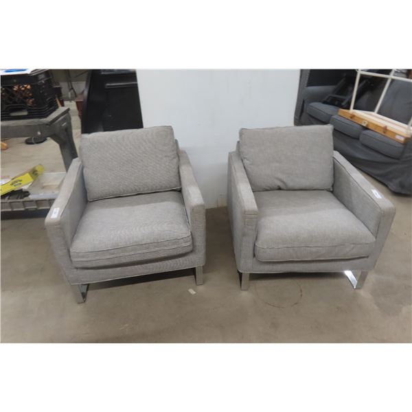 2 Matching Living Room Chairs.