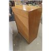 Image 6 : Dresser With Antique Bakelite Pulls 44" x 29" x 17 1/2".