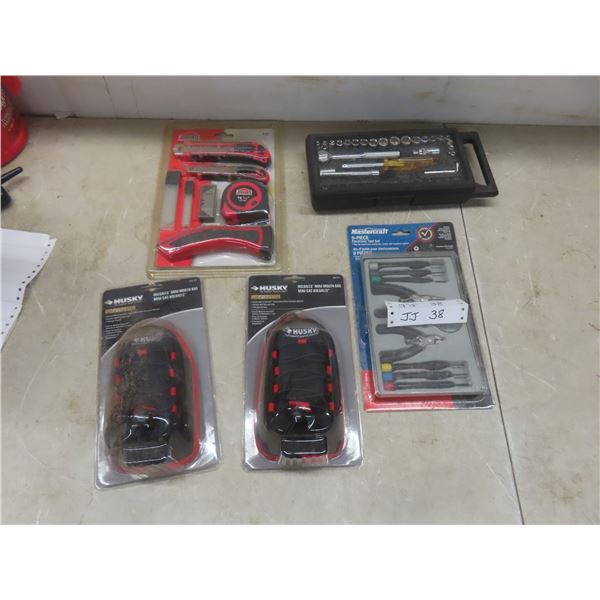 2 New Husky Molded Mini Mouth Bag, Jobmate Utility Knives, 1/4" Ratchet, Socket Driver Bits and Mas