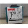Image 5 : New Makita Power 5/8" Hammer Drill With Case