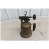 Image 2 : Old-School Blow Torch.