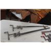 Image 4 : 4 (30") Heavy-Duty Wood Clamps and 2 (40") Heavy-Duty Wood Clamps.