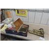 Image 1 : 3 1/4" Spotnails Air Hammer With 1 Box 3 1/4" Nails and 1 Box 2 1/4" Nails.