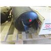 Image 3 : Pallet Lot of 4 Boxes of New Semi Brake Pads and 2 Air Tanks