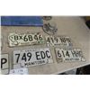 Image 3 : 8 MB License Plates, 2 Chev GMC Center Hub and New Tarp