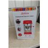 Image 4 : New Sunbeam Popcorn Maker.