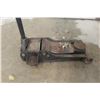 Image 2 : 3-Ton Hydraulic Floor Jack.