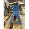 Image 8 : Pallet Lot: Jack Stands, Bottle Jack 20 Ton And More