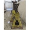 Image 4 : 2 X 12 Ton Jack Stands