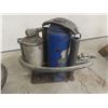 Image 5 : 2 Pneumatic Bottle Jacks 12 Ton And 20 Ton