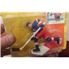 Image 4 : Vintage Winnipeg Jets Teemu Selanne Rare Sealed McFarlane Figure + 1 Sealed