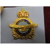Image 2 : 17 Pcs Military Buttons and Pins