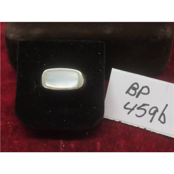 Ring in Case Marked 925 With Stone – 7.27 g