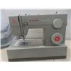Image 2 : Singer Heavy Duty Sewing Machine
