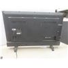Image 4 : Insignia 39" TV w/ Remote & Power Cord