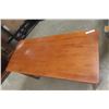 Image 3 : Desk, 31" X 48" X 28"