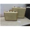 Image 1 : 2 Vintage Suitcases