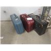 Image 1 : 3 Mismatched Suitcases