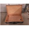 Image 8 : 3 Mismatched Suitcases