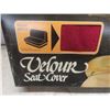 Image 3 : 2 NOS Velour Seat Covers And Smart Rearview Mirror