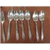Image 4 : 38 Pieces Silverware w/ Chest