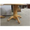Image 3 : 2 Oak Pedestal Side Tables 19 x 26 x 20