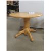 Image 7 : 2 Oak Pedestal Side Tables 19 x 26 x 20
