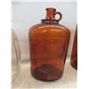 Image 4 : 6 Vintage Bottles: Gooderhams, Finger Jug +