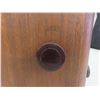 Image 8 : Antique General Electric Tube Radio
