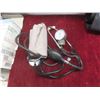 Image 9 : 2 Omron Blood Pressure Monitors