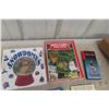 Image 3 : Box Of 9 Books Including Hakes Guide To Advertising And Collectibles 2010-2011