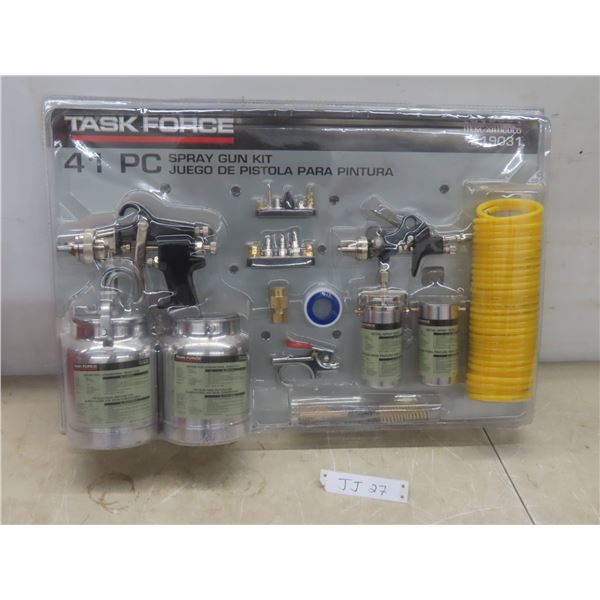 New Task Force 41 Piece Spray Gun Kit