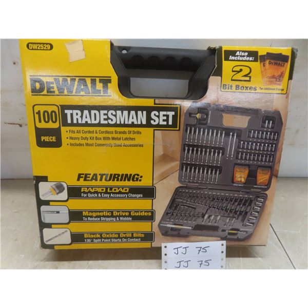 New Dewalt 100 Piece Tradesman Set