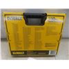 Image 2 : New Dewalt 100 Piece Tradesman Set