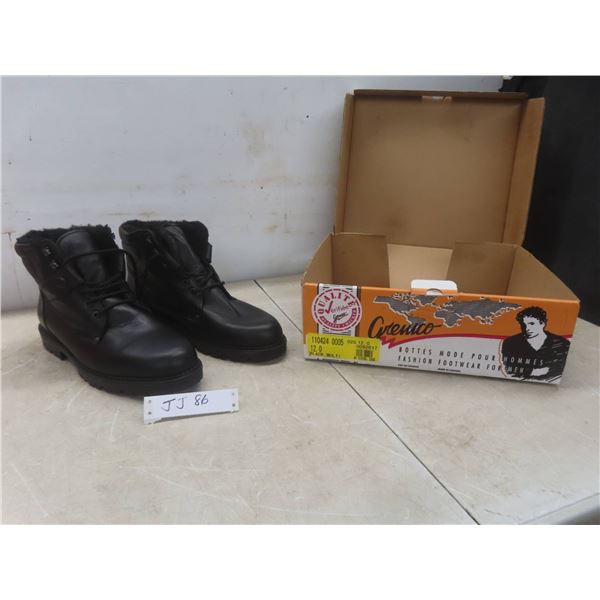 New Winter Boots Mens Size 12