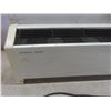 Image 4 : Ceramic Baseboard Style Heater 1500 Watts