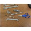 Image 11 : Aluminum Case W/ Tools, Level, Hack Saw, Wrenches, Tape Measure & More