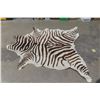 Image 2 : Faux Zebra Hide 66" x 84"