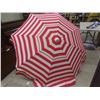 Image 10 : 2 Patio Umbrellas Approx 60" Diameter