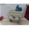Image 11 : Vintage Doll Carriage