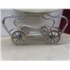 Image 2 : Vintage Doll Carriage