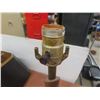 Image 3 : Table Lamp With Shade