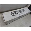 Image 5 : New Black & Decker Push Door Bar Gold