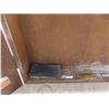 Image 5 : Dart Board Case 28" x 20 1/2" x 4", Buckingham Arms Grog Ale