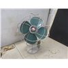 Image 5 : Vintage Desk Lamp And Silex Handy Breeze Fan